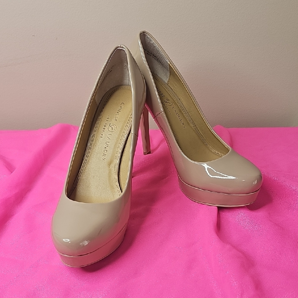 Chinese‎ Laundry Beige Patent Heels